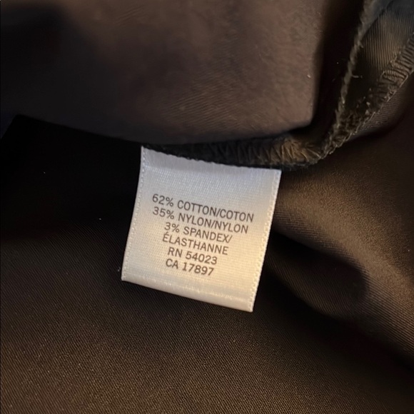 Elegant Black Skirt - Picture 3 of 8